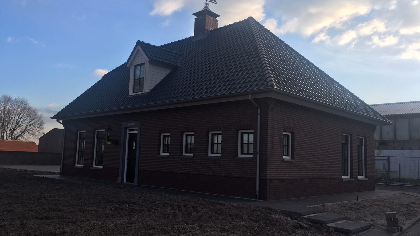 Nieuwbouw woning aan de Heitrak in Neerkant